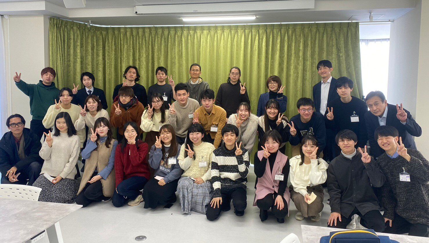 未来社会デザインとカーボンニュートラルの参加者集合写真